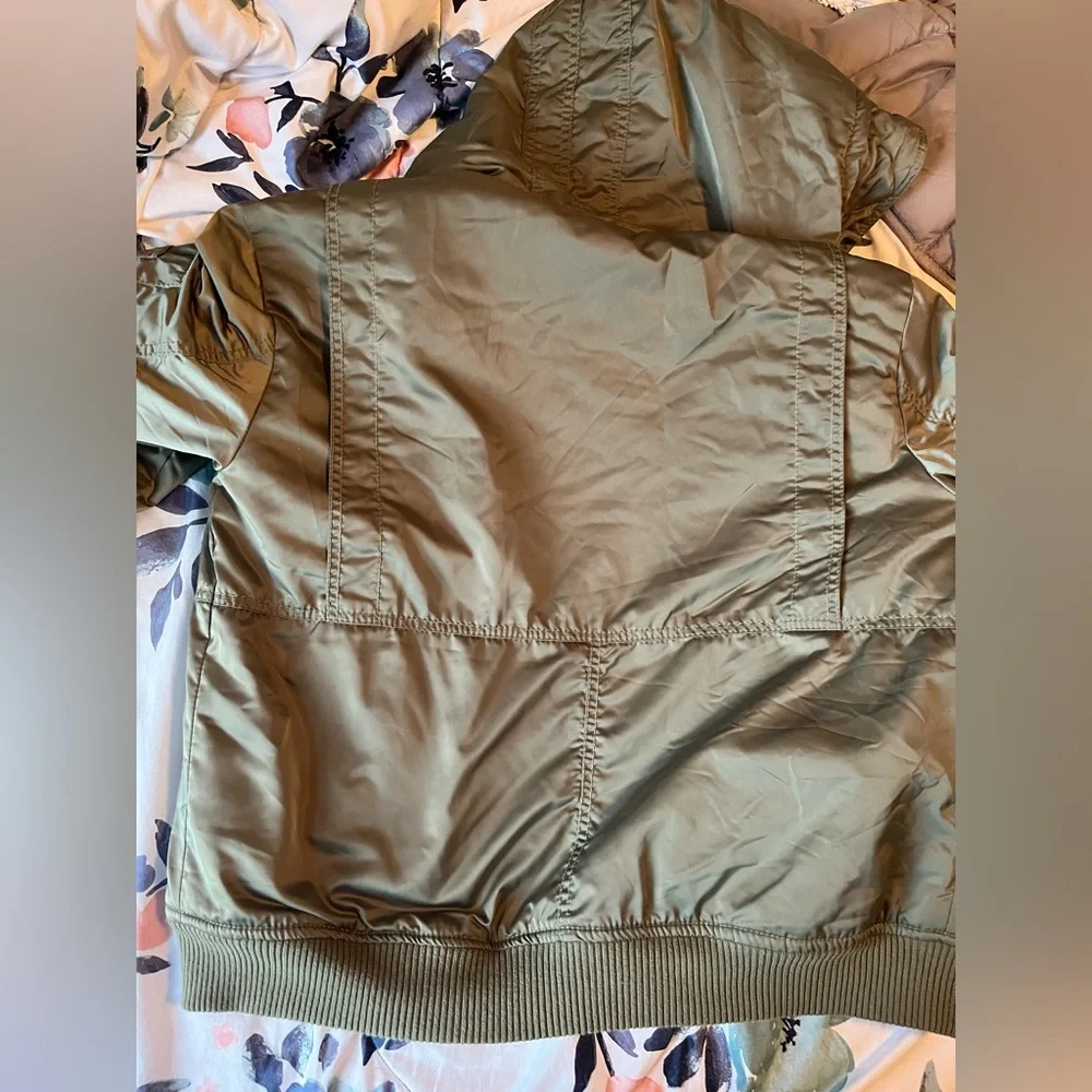 EUC American Eagle Green Winter Jacket - Picture 2 of 7